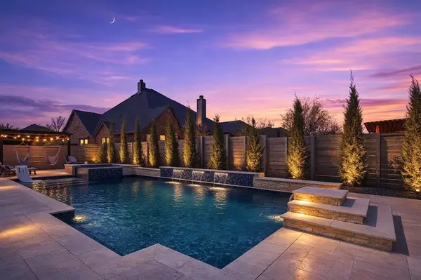 1011 Treeline Drive,  Argyle,  TX 76226