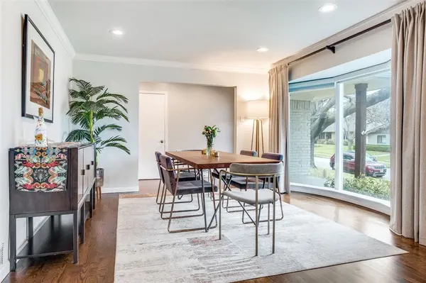 6717 Dalhart Lane, Dallas, TX 75214