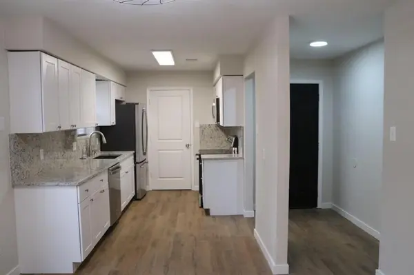 726 Cory Street, Grapevine, TX 76051