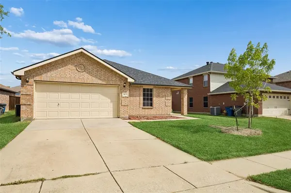 1413 Puerto Lago Drive, Little Elm, TX 75068