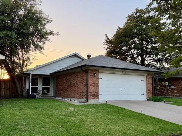 759 Meadowcreek Court, Garland, TX 75043
