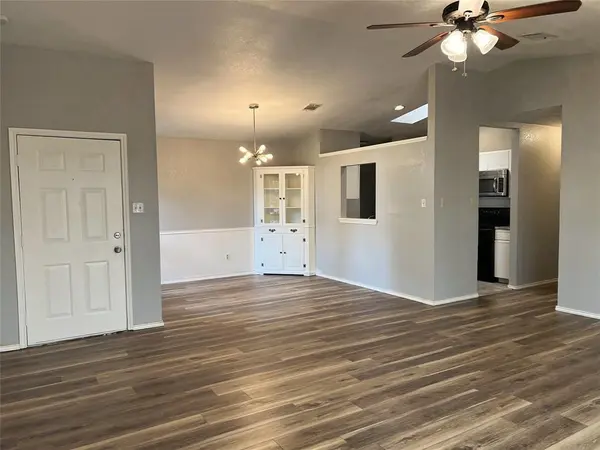 759 Meadowcreek Court, Garland, TX 75043