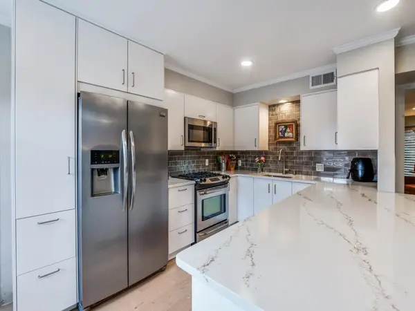 6112 Averill Way #A, Dallas, TX 75225