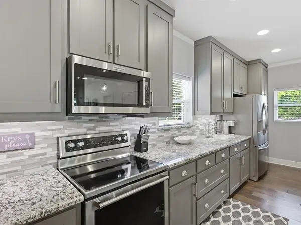 1913 E Lake Drive, Weatherford, TX 76087