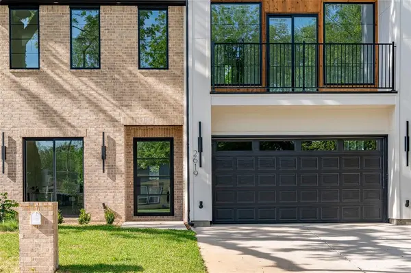 2619 Emmett Street, Dallas, TX 75211