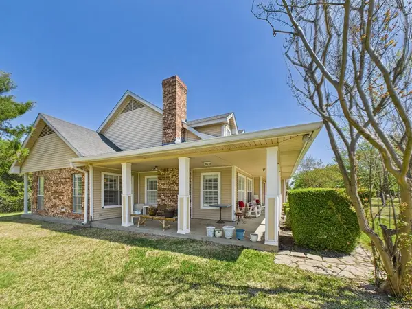 6441 Bois D Arc Circle, Midlothian, TX 76065