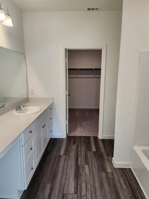 10321 Rosegreen Lane, Fort Worth, TX 76036