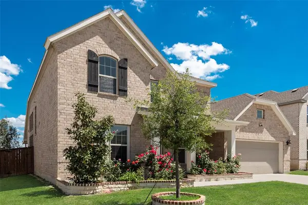 5412 Stonelake Drive, Haltom City, TX 76137