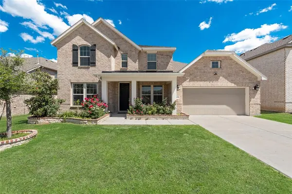 5412 Stonelake Drive, Haltom City, TX 76137