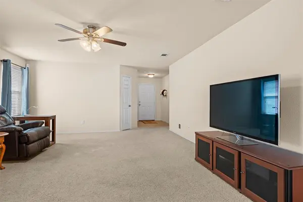 3241 Sadie Trail, Fort Worth, TX 76137