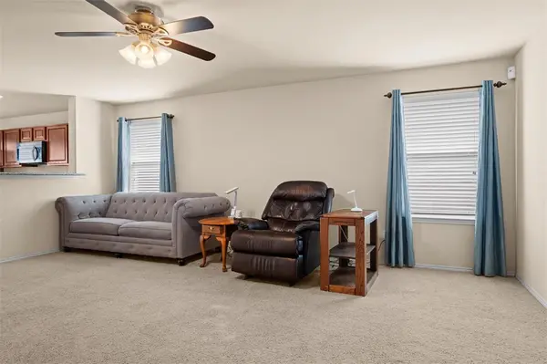 3241 Sadie Trail, Fort Worth, TX 76137