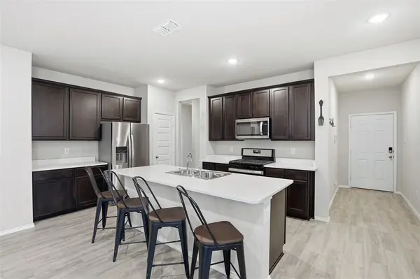 2820 Bursera Lane, Fort Worth, TX 76108