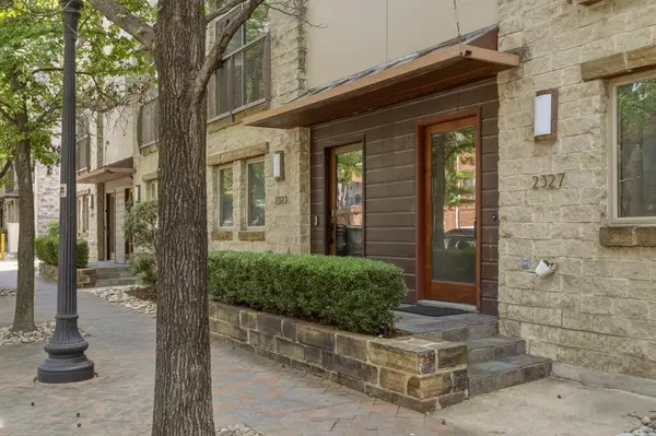 2323 Clark Street, Dallas, TX 75204