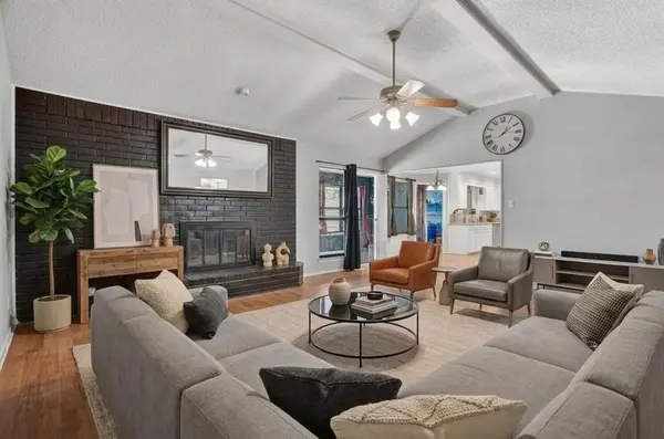 834 S Ridgeway Drive, Cleburne, TX 76033