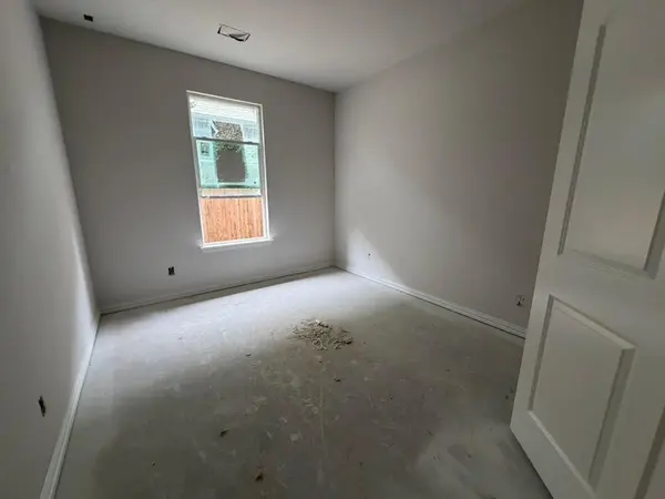 509 Waterford Park Boulevard, Weatherford, TX 76087