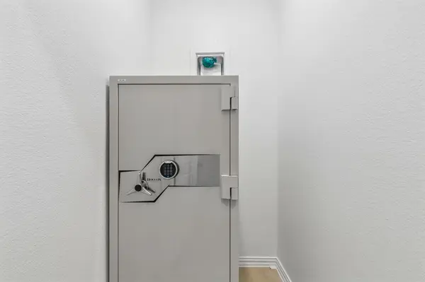 8352 Challenger Lane, Frisco, TX 75034