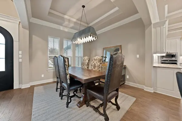 2548 Bunker Hill Drive, Burleson, TX 76028