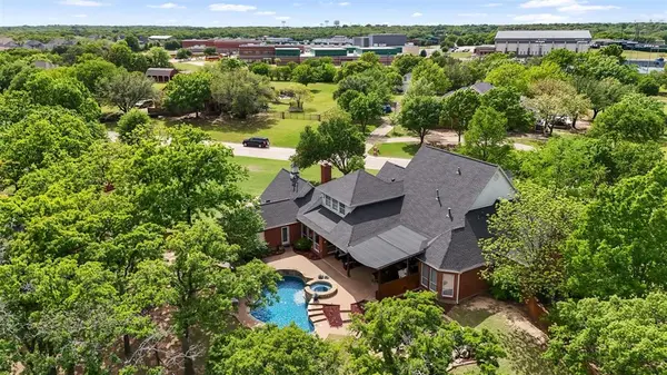 200 Shadow Wood Drive, Argyle, TX 76226