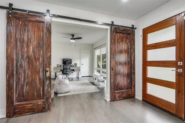 4015 Lively Lane, Dallas, TX 75220