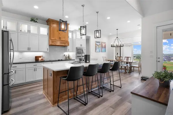 1040 Agnes N, Springtown, TX 76082