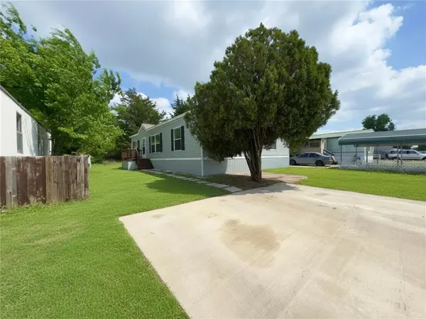 118 Bluffview Drive, Knollwood, TX 75092