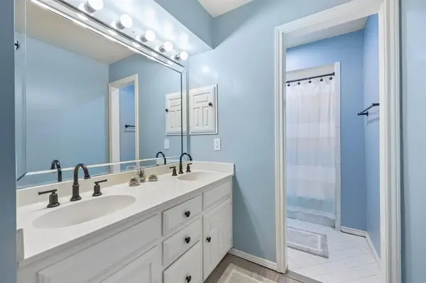 1201 Canadian Circle, Grand Prairie, TX 75050