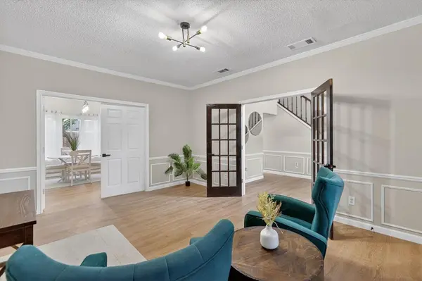 7024 Lyndale Drive, Watauga, TX 76148