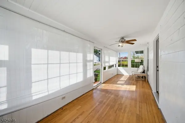 13 Stonewald Ct, Mount Olive Twp., NJ 07828