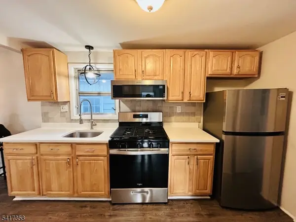 36 Cross St #2, Montclair Twp., NJ 07042