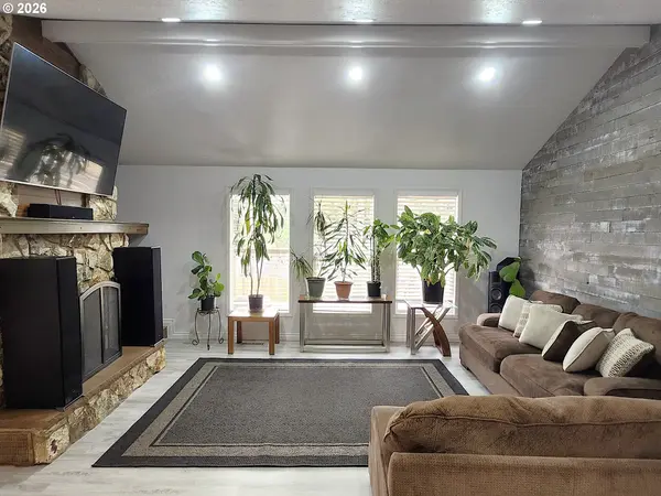 1387 WINDSONG CT, Salem, OR 97304