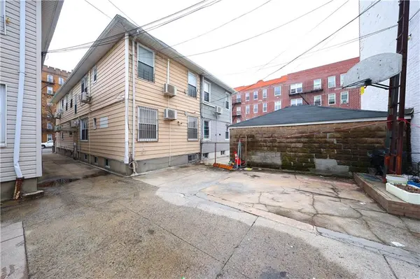 6322 23rd AVE, Brooklyn, NY 11204