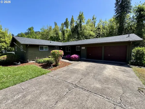 38684 NATURES GARDEN ST, Springfield, OR 97478