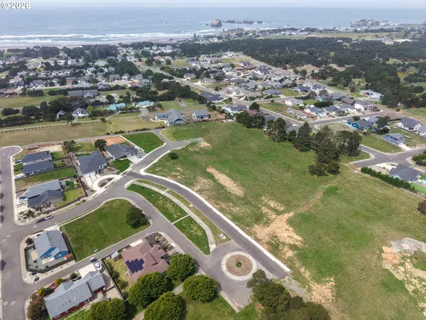 Shearwater CIR #7, Bandon, OR 97411