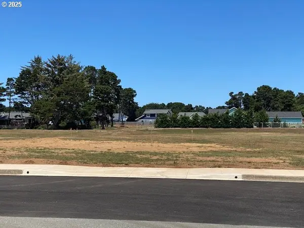 Shearwater CIR #7, Bandon, OR 97411