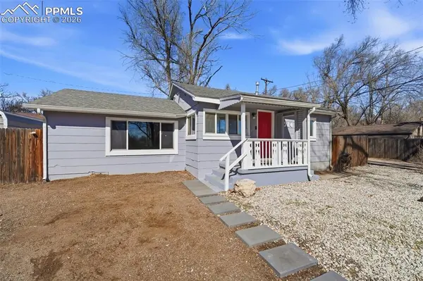 2314 E Monument ST, Colorado Springs, CO 80909