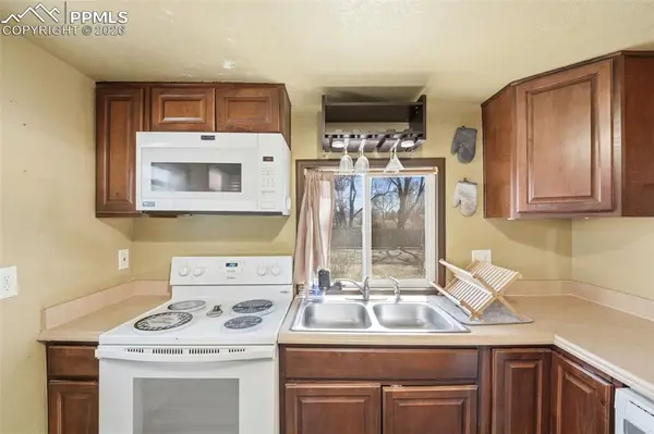 2314 E Monument ST, Colorado Springs, CO 80909