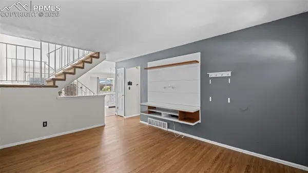 2515 Plymouth DR, Colorado Springs, CO 80916