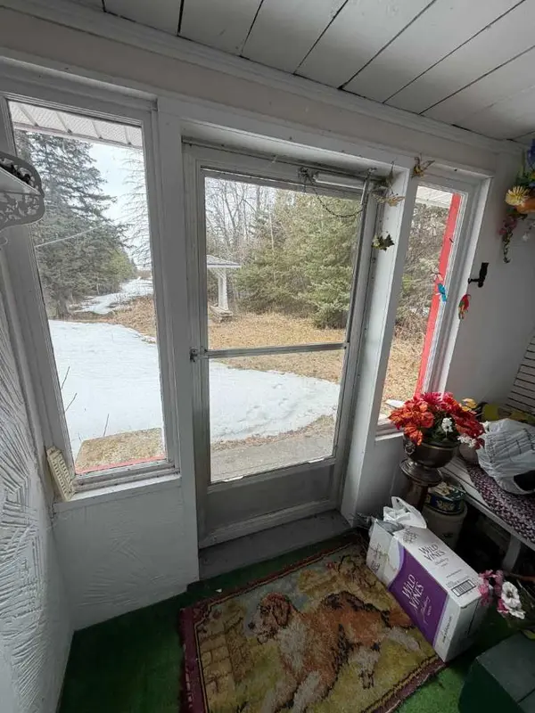 85 OLIVER AVE, Gull Lake, AB T0C 2J0