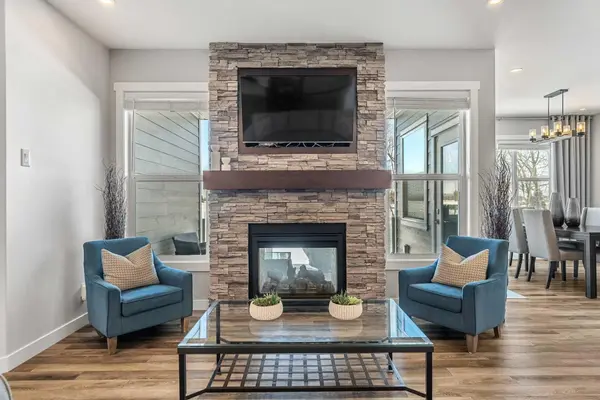 1205 Hillcrest Manor Estate, Strathmore, AB T1P 0B9