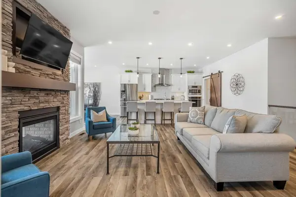 1205 Hillcrest Manor Estate, Strathmore, AB T1P 0B9