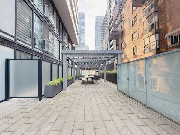 28 Wellesley ST E #LPH3602, Toronto C08, ON M4Y 0C4