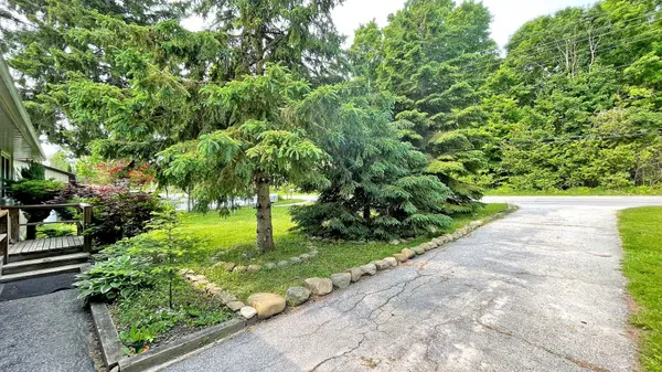2807 25th Side Road, Innisfil, ON L9S 3T2