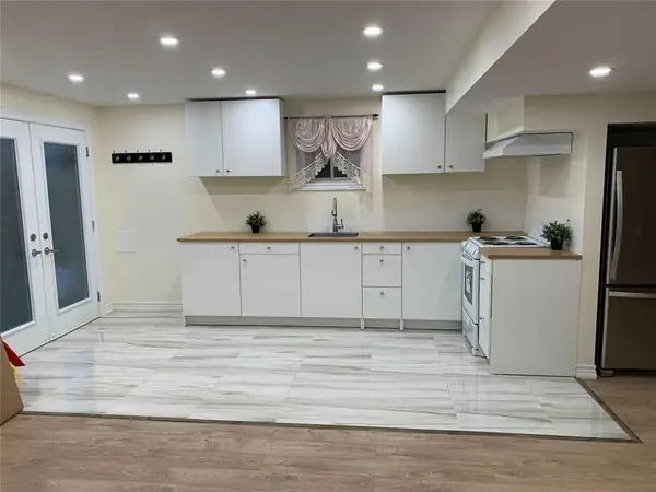 59 Frank Kelly Dr Frank Kelly DR #Basement, East Gwillimbury, ON L9N 0V2