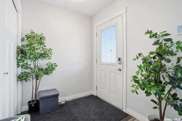 215 Wyant LANE, Saskatoon, SK S7W 0L2