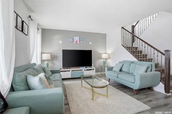 215 Wyant LANE, Saskatoon, SK S7W 0L2