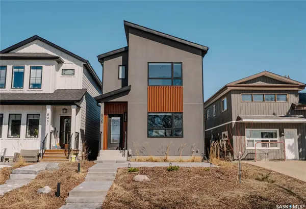 803B 2nd STREET E, Saskatoon, SK S7H 1P8