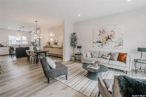 803B 2nd STREET E, Saskatoon, SK S7H 1P8