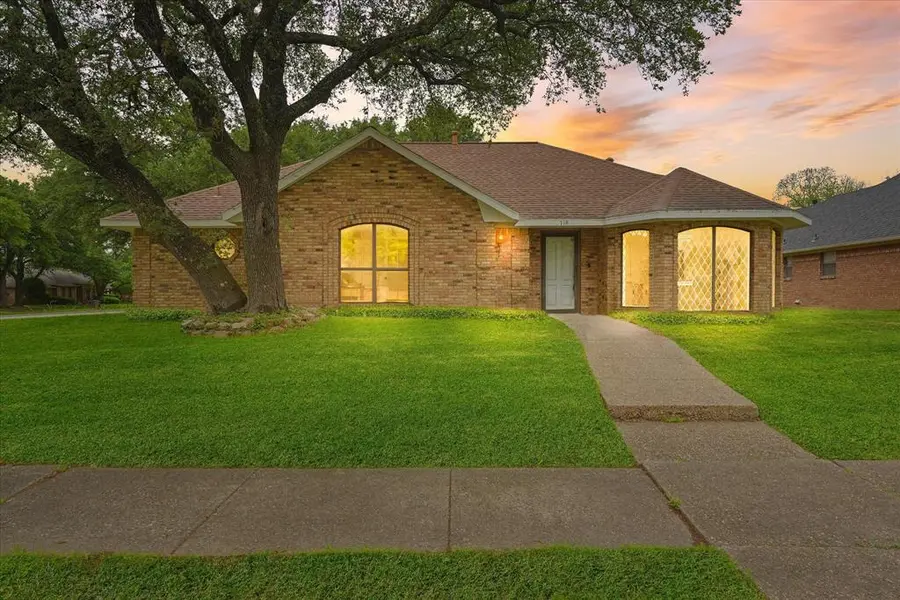 3718 Thornhill Way, Rowlett, TX 75088