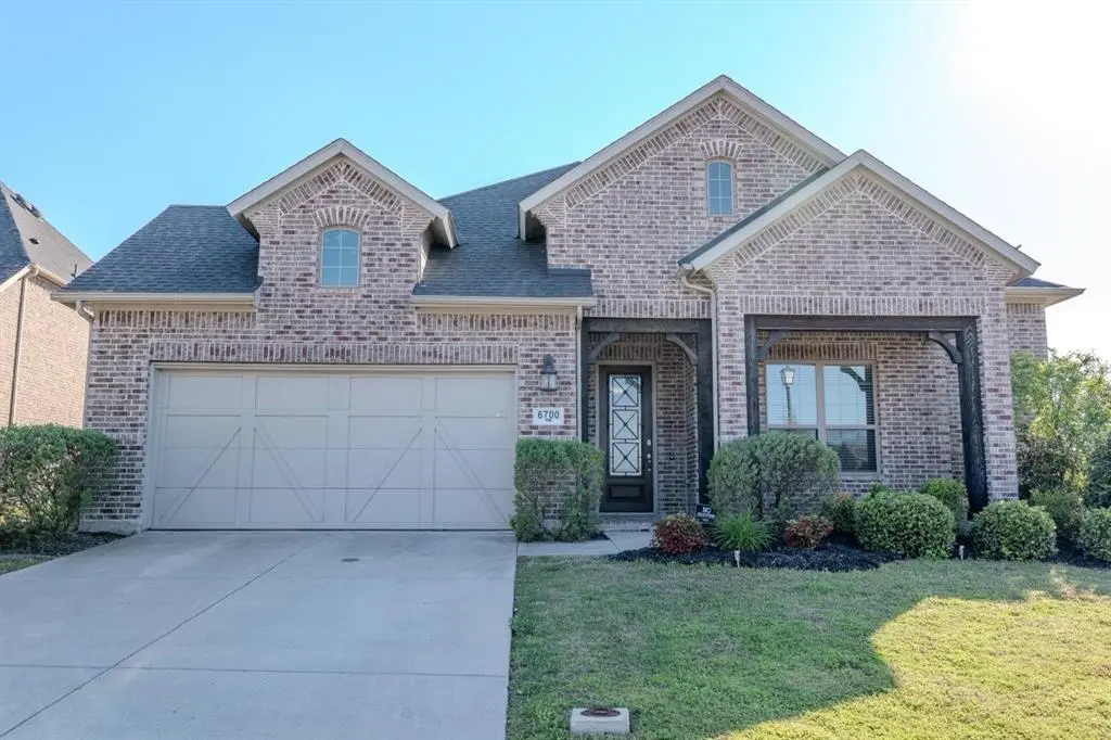 6700 Barolo Drive, Rowlett, TX 75088