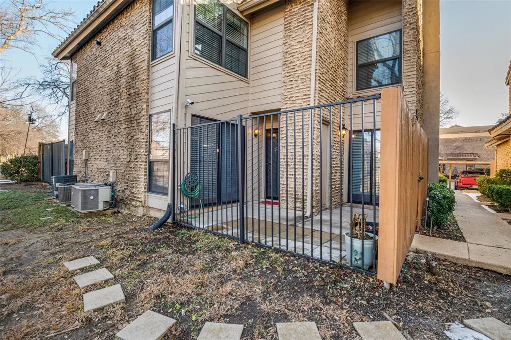 895 Dublin Drive #4, Richardson, TX 75080